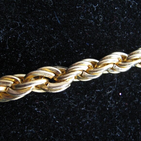 Vintage 1980's Gold Graduated Braided Necklace - 24" long unclasped - 12" drop - Picture 5 of 6